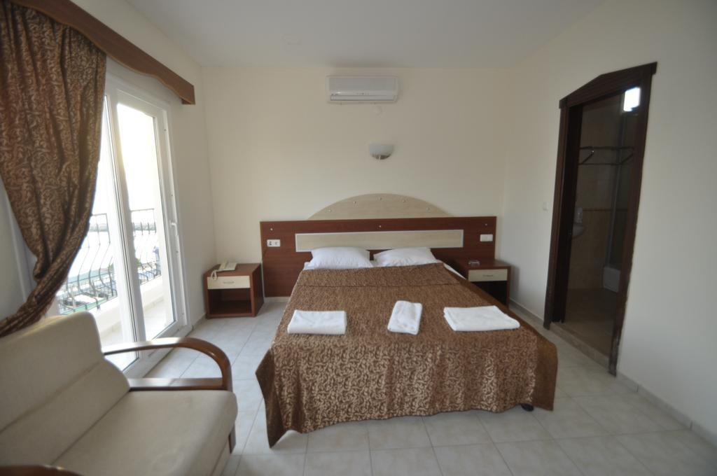 Ado Beach Hotel Turgutreis Quarto foto